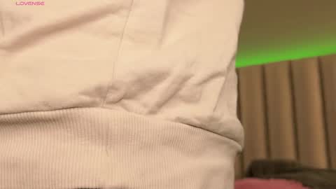     online show from 9, 9, 2025