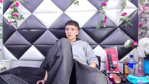 megan_thompsonn_ online show from 27, 9, 2025