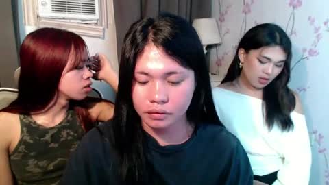 Snapshot of megan_younng chatting on 10, 7, 2026 MEGAN online show from 10, 7, 2026