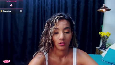 M E G A N   online show from 17, 1, 2025