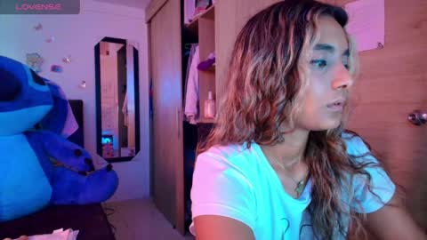 M E G A N   online show from 7, 4, 2026