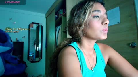 Snapshot of meganadriels96 chatting on 28, 4, 2026 M E G A N online show from 28, 4, 2026