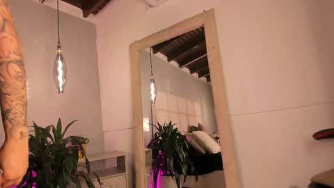 meganblake__ online show from 22, 4, 2026