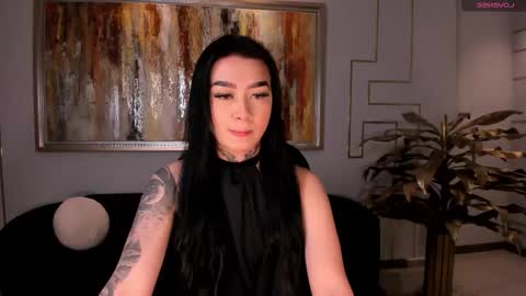 Megan Cross online show from 25, 11, 2025