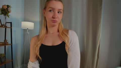 Elly online show from 6, 5, 2026
