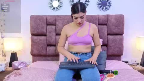 MeganM online show from 2, 2, 2026