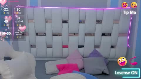 Snapshot of meganqueen2 chatting on 3, 11, 2025 Megan Queen online show from 3, 11, 2025