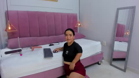 Megan  online show from 25, 2, 2025