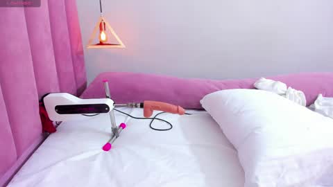 Megan  online show from 2, 10, 2025