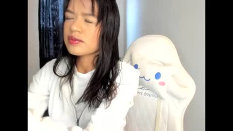 Snapshot of meganthompsonn chatting on 19, 6, 2026 Megan online show from 19, 6, 2026