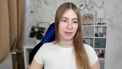 Snapshot of meganx_candy chatting on 27, 2, 2026 Megan online show from 27, 2, 2026