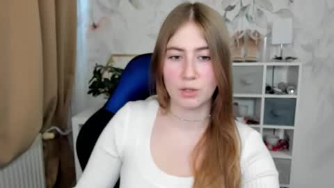 Snapshot of meganx_candy chatting on 2, 3, 2026 Megan online show from 2, 3, 2026