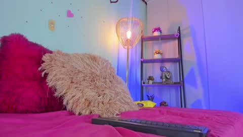 Meggan online show from 19, 1, 2025