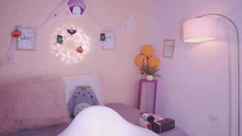 Meggie 1J online show from 30, 10, 2025