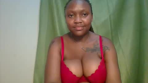 Snapshot of meghan_spice chatting on 28, 9, 2025 meghan_spice online show from 28, 9, 2025
