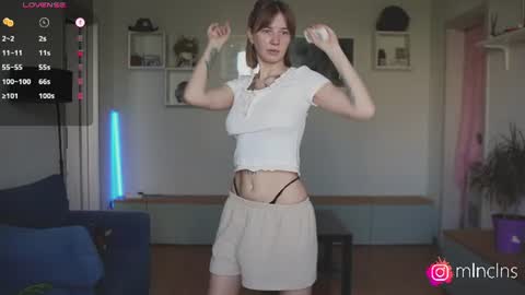 Snapshot of mel_collins chatting on 19, 6, 2026 MELANIE PVT ONLY 60TK PER MIN online show from 19, 6, 2026