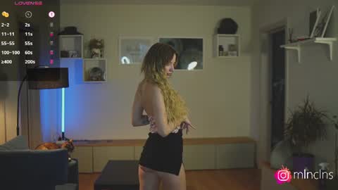 Snapshot of mel_collins chatting on 26, 7, 2026 MELANIE PVT ONLY 60TK PER MIN online show from 26, 7, 2026