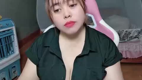 mela7386 online show from 18, 4, 2026