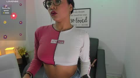 melan_owen online show from 2, 2, 2025