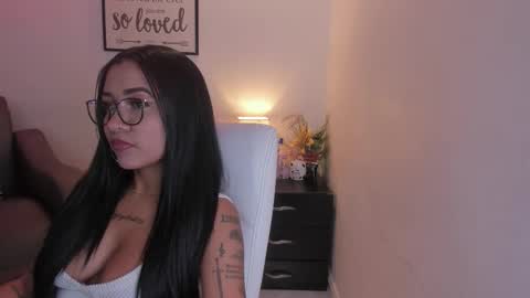 melan_owen online show from 1, 11, 2025