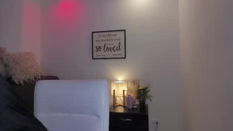 Snapshot of melan_owen chatting on 18, 1, 2026 melan_owen online show from 18, 1, 2026