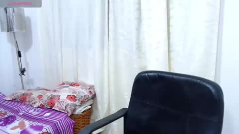 Snapshot of melaniacosta chatting on 25, 12, 2024 melani online show from 25, 12, 2024