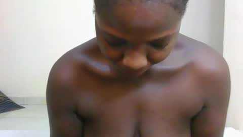 melanie_bae1 online show from 25, 6, 2026