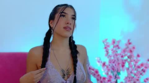 Melanie online show from 8, 11, 2025