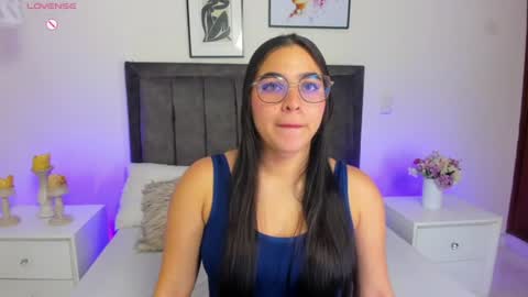 Snapshot of melanie_hillz chatting on 11, 6, 2026 Melanie online show from 11, 6, 2026