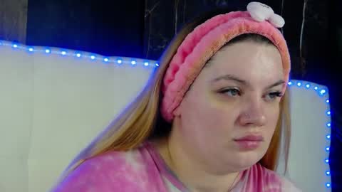 melanniebrown online show from 6, 4, 2026