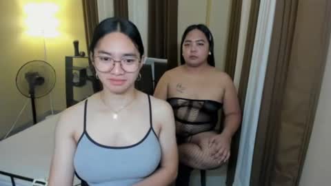 Snapshot of melayfoxx chatting on 12, 3, 2026 melayfoxx online show from 12, 3, 2026