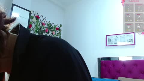 Azul online show from 4, 2, 2025