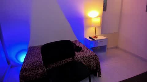 Melina Hope online show from 22, 1, 2025