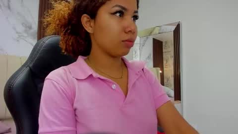 M E L I N A  online show from 15, 11, 2025