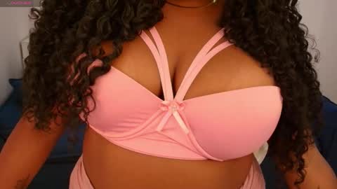 Snapshot of melinda_gray chatting on 15, 4, 2026 Melinda online show from 15, 4, 2026