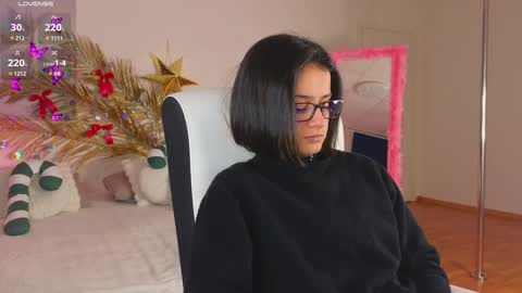 Snapshot of melisa_vong chatting on 4, 1, 2025 Victoria online show from 4, 1, 2025