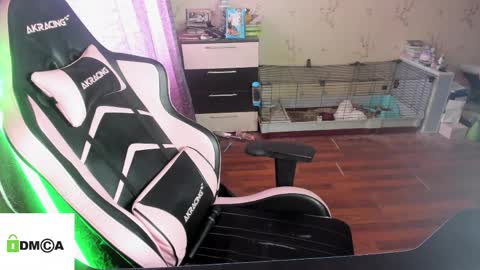 melisanilson online show from 6, 4, 2026