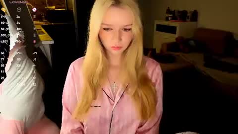Snapshot of meliss_ss chatting on 14, 7, 2026 Mel or Lissa 3 Welcome here online show from 14, 7, 2026