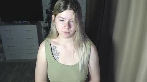 Snapshot of melissa__ray chatting on 23, 12, 2024 Melissa Ray online show from 23, 12, 2024