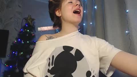 Snapshot of melissa__ray chatting on 31, 12, 2024 Melissa Ray online show from 31, 12, 2024