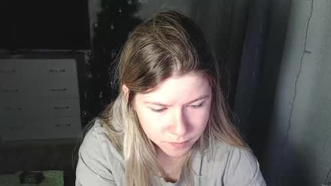 Snapshot of melissa__ray chatting on 15, 1, 2025 Melissa Ray online show from 15, 1, 2025