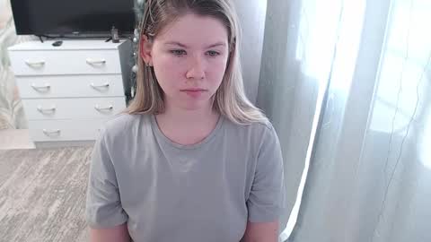 Snapshot of melissa__ray chatting on 23, 1, 2025 Melissa Ray online show from 23, 1, 2025