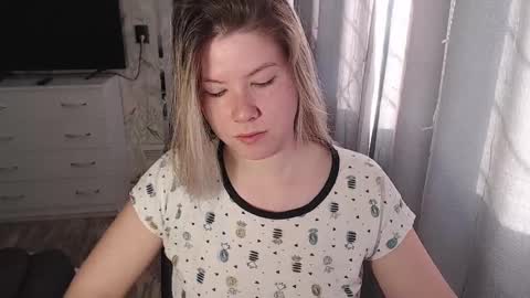 Snapshot of melissa__ray chatting on 31, 1, 2025 Melissa Ray online show from 31, 1, 2025