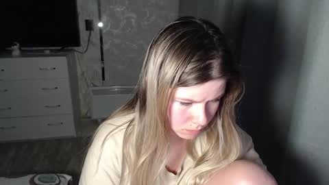 Snapshot of melissa__ray chatting on 12, 2, 2025 Melissa Ray online show from 12, 2, 2025