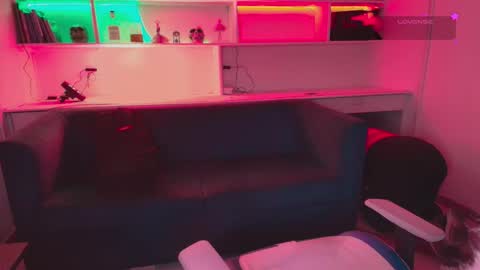 Lissa  online show from 1, 11, 2025