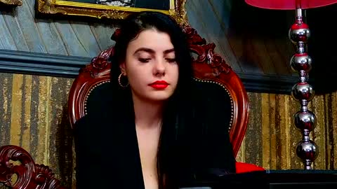 Snapshot of melissa_glow chatting on 4, 12, 2024 Melissa online show from 4, 12, 2024