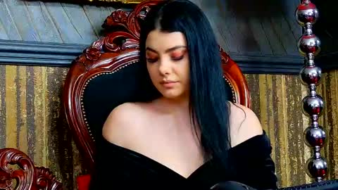 Snapshot of melissa_glow chatting on 2, 3, 2025 Melissa online show from 2, 3, 2025