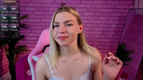 melissachristal online show from 15, 10, 2025