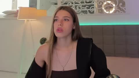 Snapshot of melissacrayzy chatting on 15, 6, 2026 MelissaCrayzy online show from 15, 6, 2026