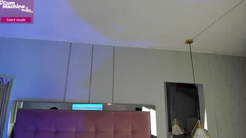 M E L I S S A  online show from 19, 12, 2025